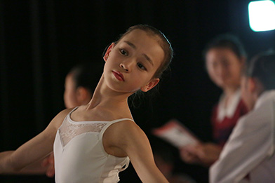 真剣なまなざし10