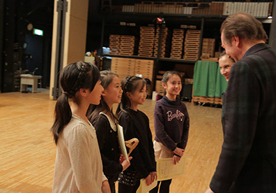 真剣なまなざし12