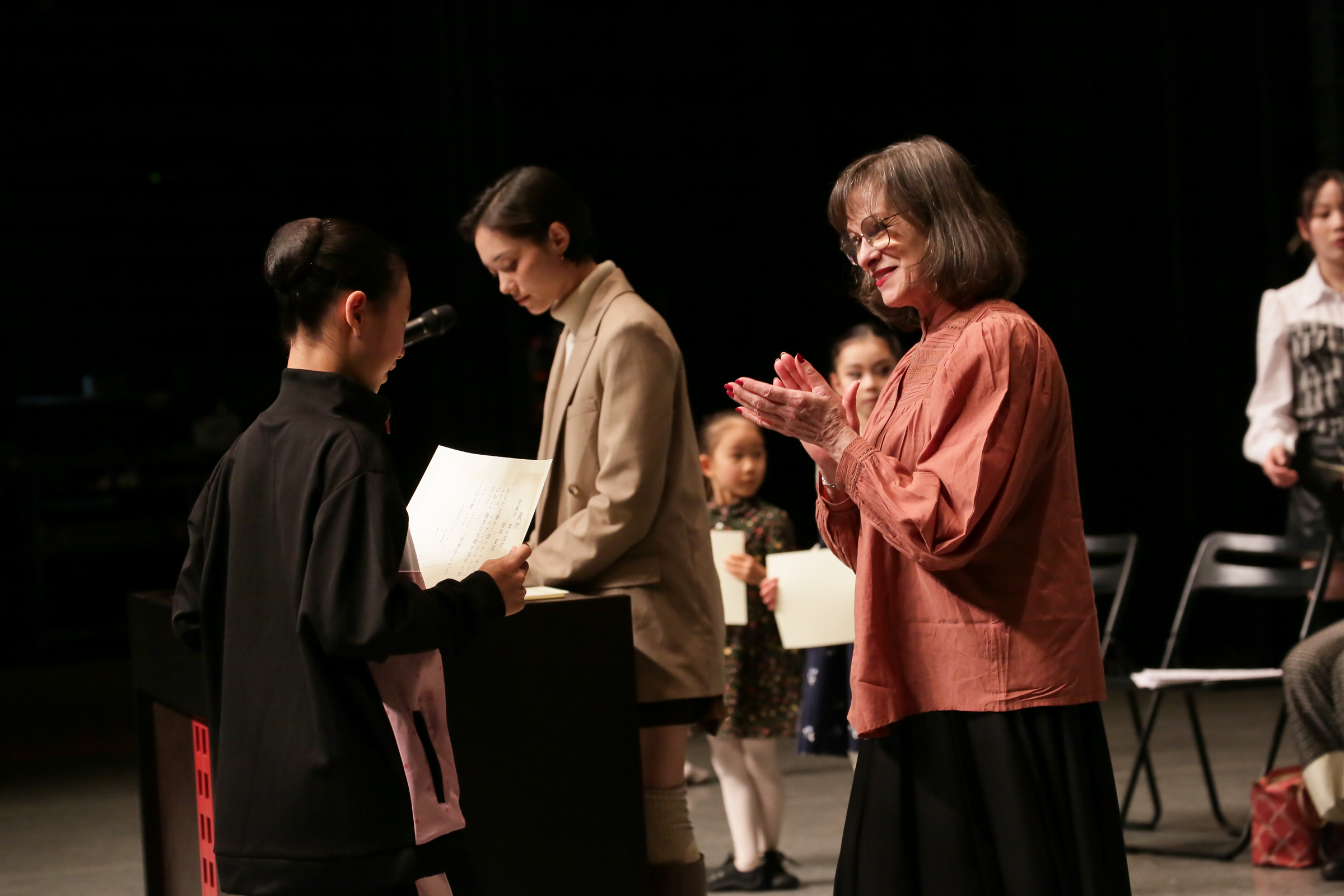 真剣なまなざし